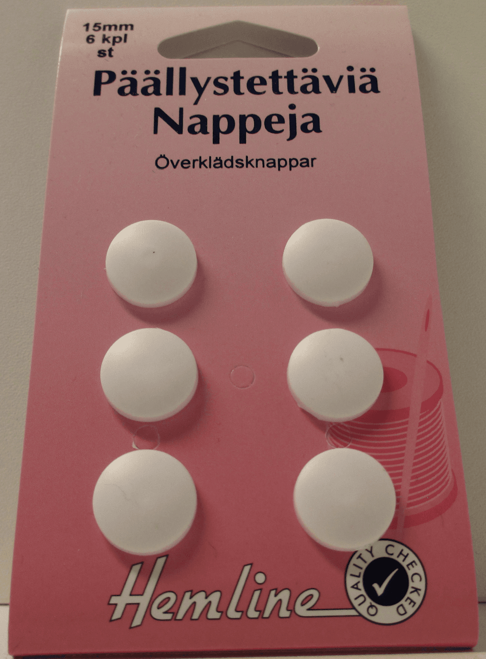 Kankaalla PÄÄLLYSTETTÄVÄ NAPPI, eri kokoja